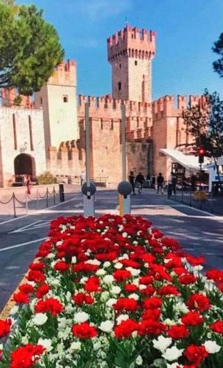 Tourist Room "Agata" Σιρμιόνε Εξωτερικό φωτογραφία